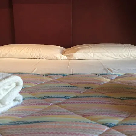 Whatsapt Apartament *